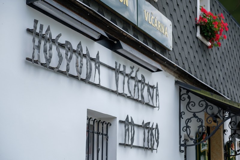 Wolf Cave Guesthouse - Wolf Cave Guesthouse, Zahrady 4, 407 47 Krásná Lípa-Varnsdorf 1, Czechia