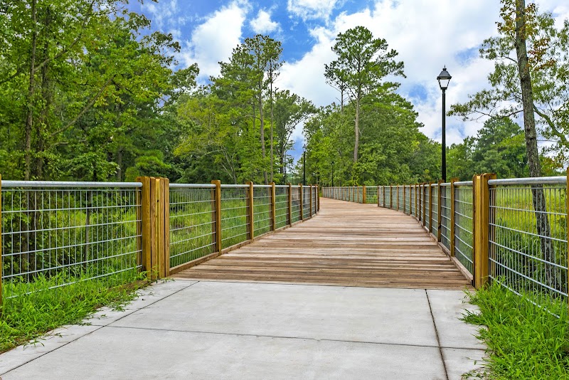 Midtown At Town Center Apartments - Midtown At Town Center Apartments 4432 Bonney Rd, Virginia Beach, VA 23462, USA