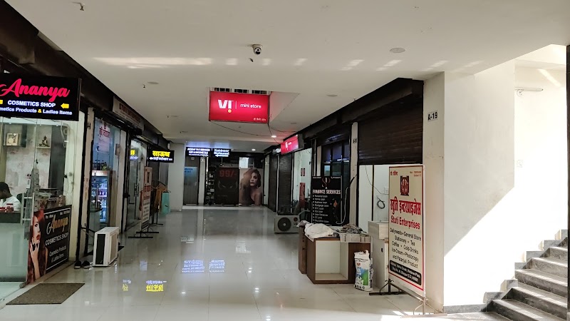 Vi Vodafone idea mini store - Vi Vodafone idea mini store, Shop no. A -17, vrindavan plaza, Nehru Chowk, Civil Lines, Bilaspur, Masanganj, Chhattisgarh 495001, India