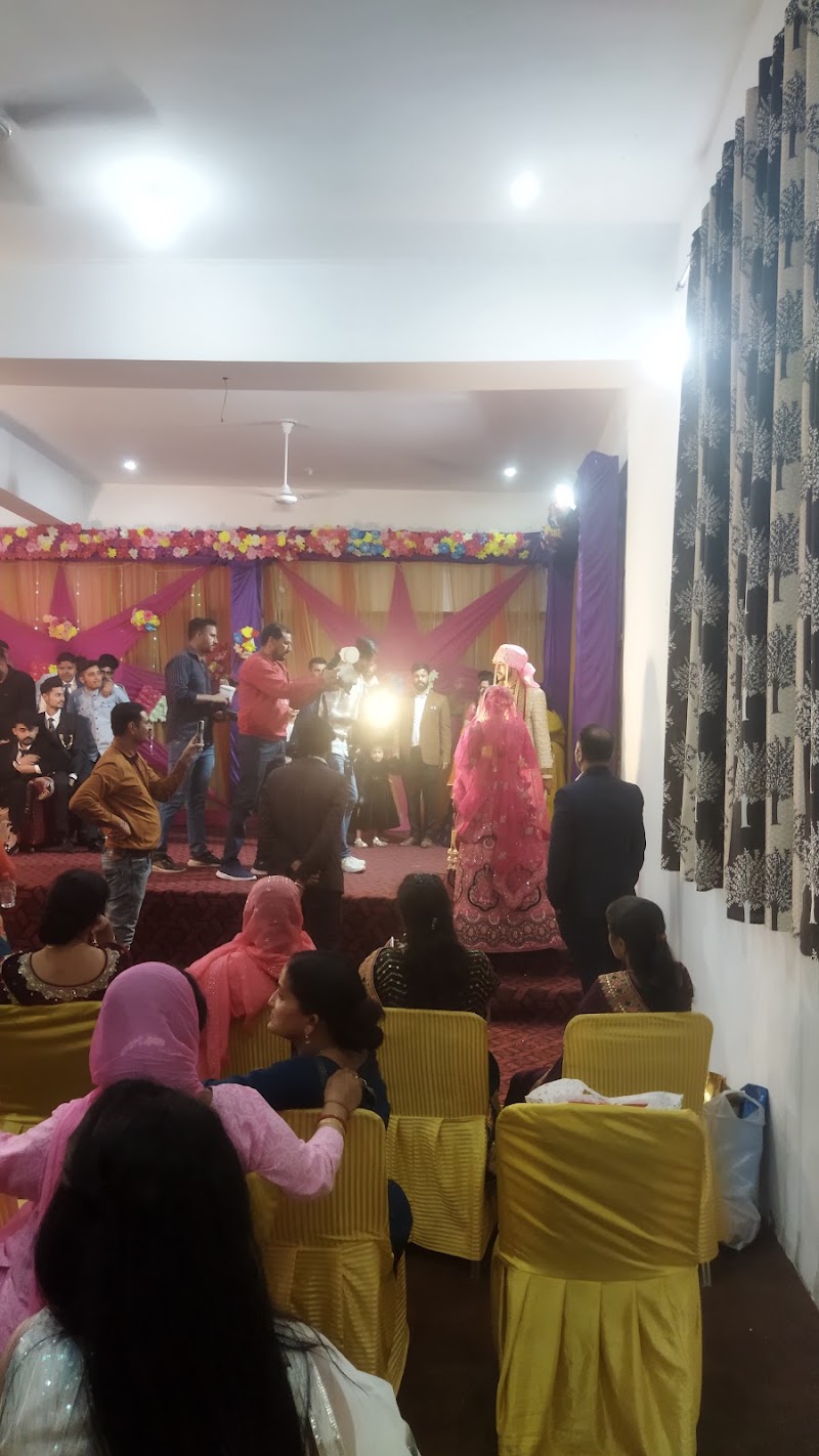 Red Moon Aura - Red Moon Aura, Ranjan, old road, VQPM+X77, Jandyal, 181122