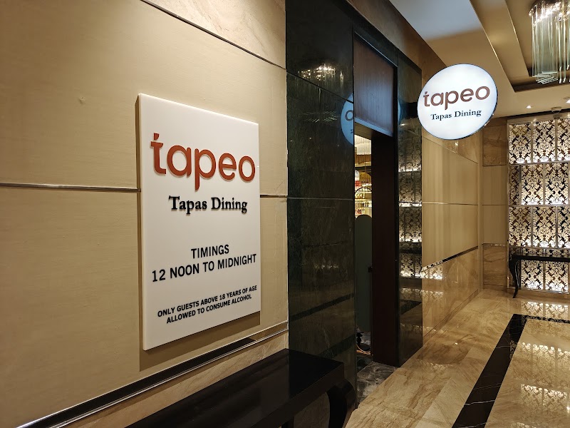 Tapeo - Tapas Dining & Bar - Tapeo - Tapas Dining & Bar, DoubleTree Suites By Hilton, Outer Ring Rd, Amblipura, PWD Quarters, 1st Sector, HSR Layout, Bengaluru, Karnataka 560102, India