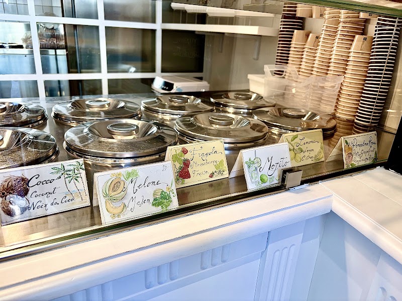 Gelateria Della Passera - Gelateria Della Passera, Via Toscanella, 15/red, 50125 Firenze FI, Italy