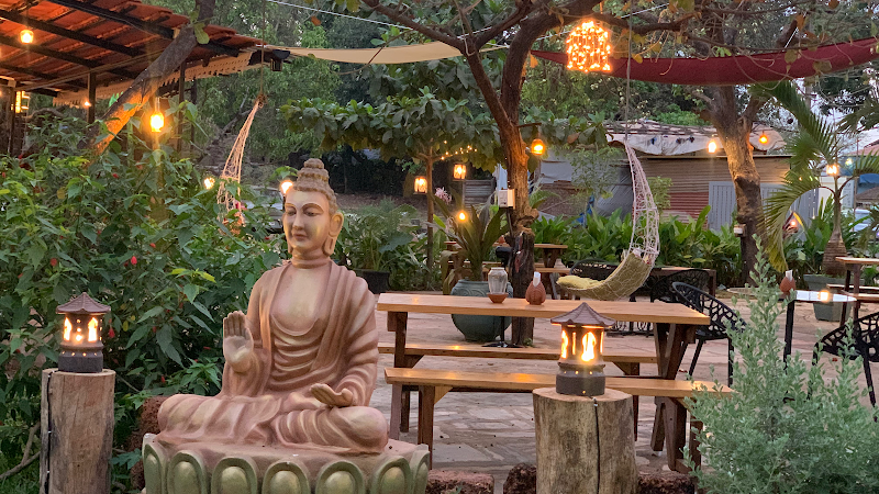 Klay's Cocktail Bar and Restaurant - Klay's Cocktail Bar and Restaurant Grand Chivar Road, opposite Bharat Petrol Pump, Vagator, Anjuna, Goa 403509, India