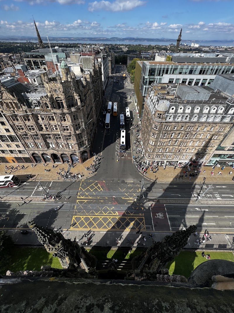 Scott Monument - Scott Monument, E. Princes St Gardens, Edinburgh EH2 2EJ, UK