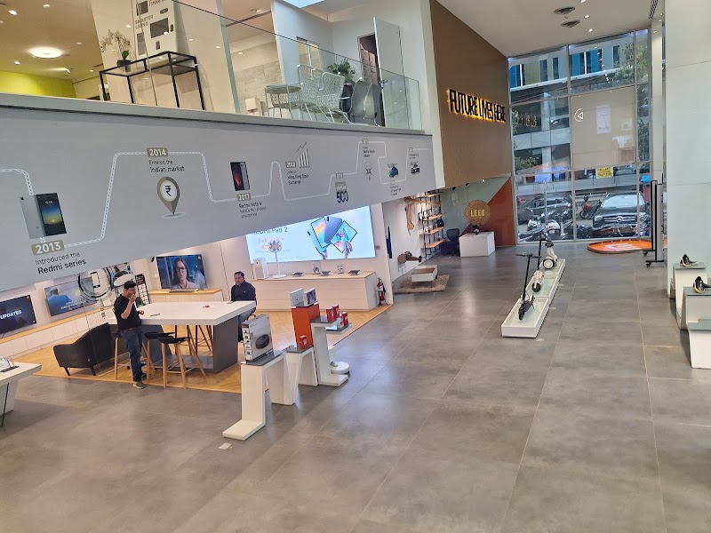 Mi Exclusive Service center,100 ft Rd Indranagar MI Home (3ST) - Mi Exclusive Service center,100 ft Rd Indranagar MI Home (3ST) Ground Floor, No. 284, 100 Feet Rd, Stage 3, Indiranagar, Bengaluru, Karnataka 560038, India