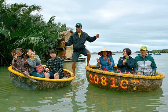 Coconut Boat & Cafe Hoi An - Mrs An - Coconut Boat & Cafe Hoi An - Mrs An, Tổ 2, Thôn Vạn Lăng, Hội An Đông, Đà Nẵng 51000, Vietnam