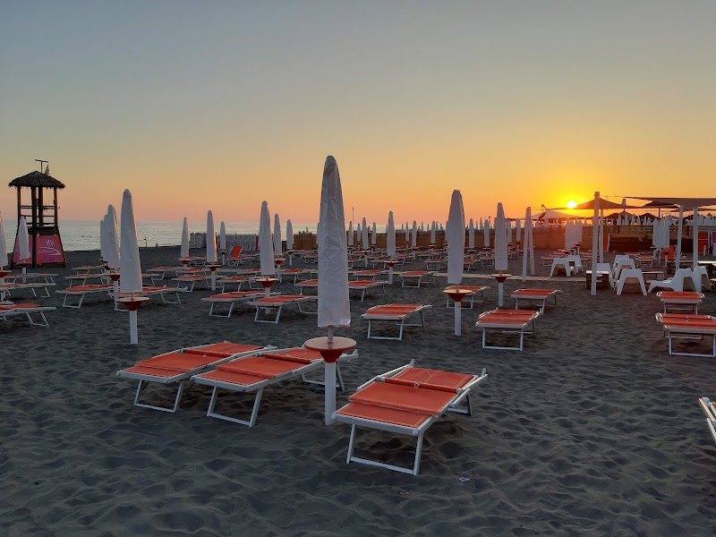La Spiaggia - La Spiaggia, Lungomare Amerigo Vespucci, 118, 00122 Lido di Ostia RM, Italy