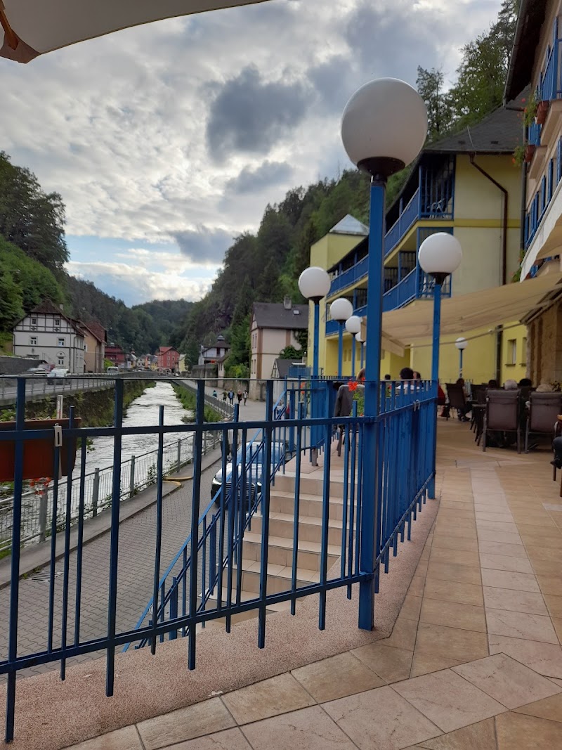 Restaurace Praha - Restaurace Praha, Hřensko 37, 407 17 Hřensko, Czechia