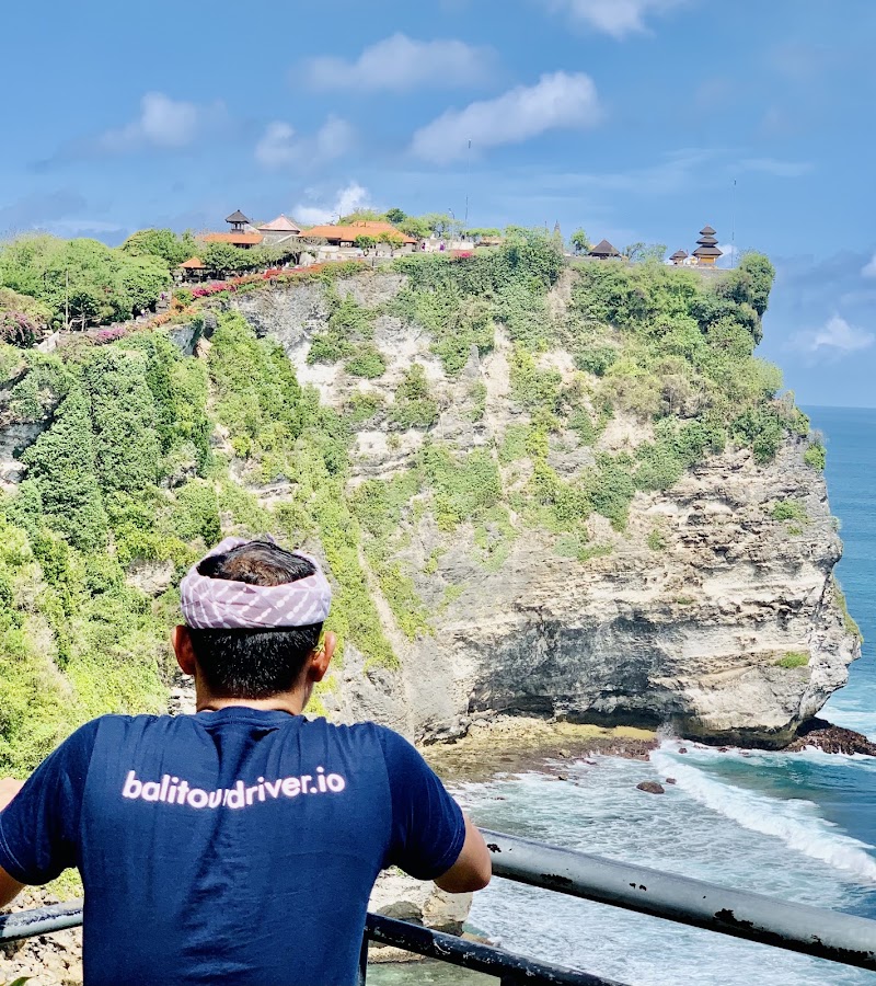 Hire Your Bali Driver - Hire Your Bali Driver, Jl. Raya Sayan Gg. Cahaya No.56, Sayan, Kecamatan Ubud, Kabupaten Gianyar, Bali 80571, Indonesia