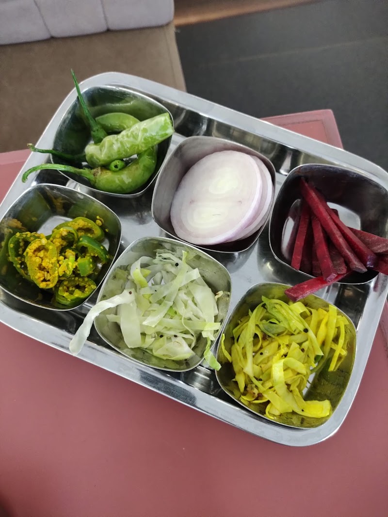 Shree Khodiyar Kathiyawadi Dhaba - Shree Khodiyar Kathiyawadi Dhaba, 43JF+9JF, Halol - Vadodara Rd, nr.tolnaka, Haripura, Halol, Vadodara, Gujarat 391445, India