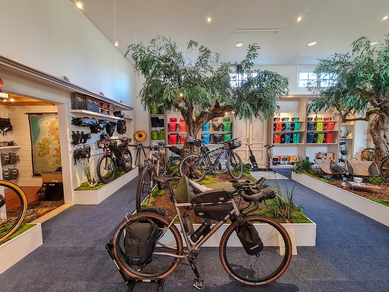 SAINT CHRISTOPHER Santos World Store - SAINT CHRISTOPHER Santos World Store, Hoofdstraat 47 D, 7213 CR Gorssel, Netherlands