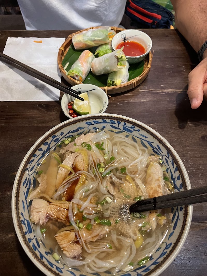 MẸT Vietnamese restaurant & Vegetarian Food 1 - MẸT Vietnamese restaurant & Vegetarian Food 1 29 P. Hàng Trống, Hàng Trống, Hoàn Kiếm, Hà Nội 11000, Vietnam