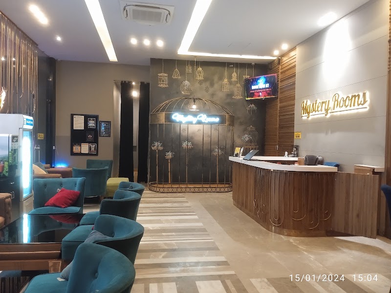 Mystery Rooms - Golf Course Road, Gurgaon (NextGen Escape Rooms) - Mystery Rooms - Golf Course Road, Gurgaon (NextGen Escape Rooms) F-9/10, Golf Course Rd, Block F, DLF Phase 1, Sector 26A, Gurugram, Haryana 122002, India