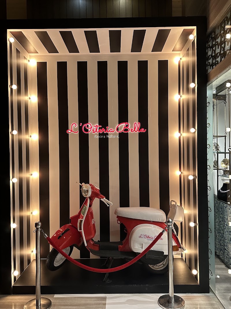 L'Osteria Bella - Aerocity's Top Italian Restaurant & Pizzeria - L'Osteria Bella - Aerocity's Top Italian Restaurant & Pizzeria Holiday Inn New Delhi International Airport, Gate No. 1, Hospitality District, Asset Area 12, Asset Area 12 Hospitality District, Aerocity Access Rd, Aerocity, New Delhi, Delhi 110037, India