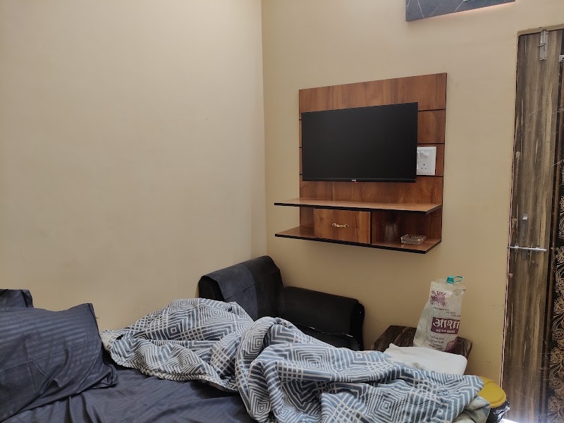 Hotel O MI GUEST HOUSE - Hotel O MI GUEST HOUSE, 120, Chowk, near Shri Krishna Hospital, Ganga Nagar Sector I, Ganga Nagar, Mangla, Manglanull, Chhattisgarh 495001, India