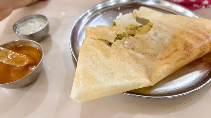 Ratna Veg. Restaurant (Since 1972) - Ratna Veg. Restaurant (Since 1972) Swami Vivekanand Rd, Kakaji Nagar, Jawahar Nagar, Goregaon West, Mumbai, Maharashtra 400104, India