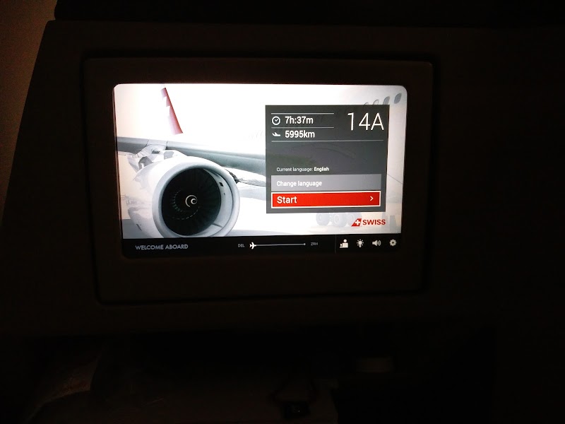 Swiss International Airlines - Swiss International Airlines 2 Sheikh Zayed Rd - Trade Center Second - Dubai - United Arab Emirates