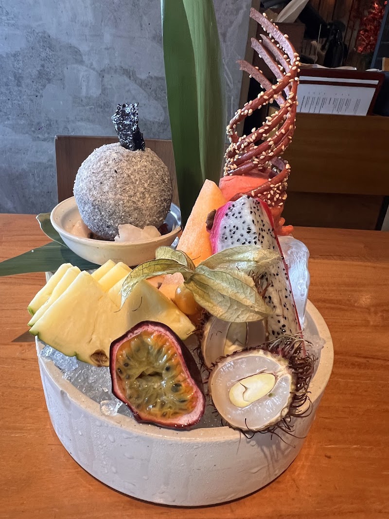 ROKA Dubai - ROKA Dubai The Opus by Omniyat Level 1 - الخليج التجاري - دبي - United Arab Emirates