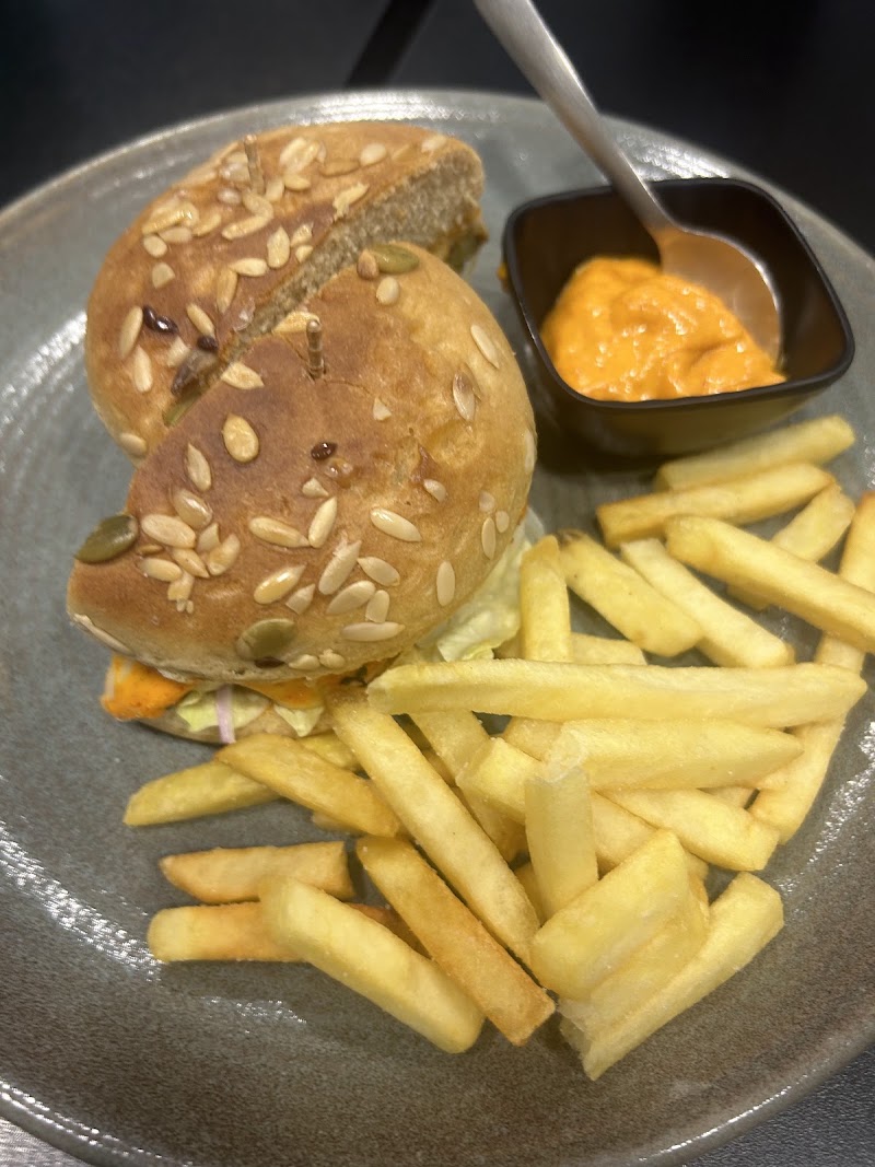 Cafe Nautical Mile - Cafe Nautical Mile M3M Urbana Premium, R 03/21 GF, Ramgarh, Sector 67, Gurugram, Haryana 122101, India