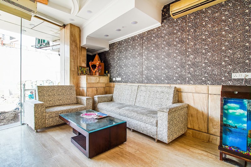 FabHotel Delhi Heart - FabHotel Delhi Heart Plot No.3738, New Delhi Railway Station, Near Gate No 1 Opposite Sheila Cinema, Ratan Lal Market, Kaseru Walan, Paharganj, New Delhi, Delhi, 110055, India