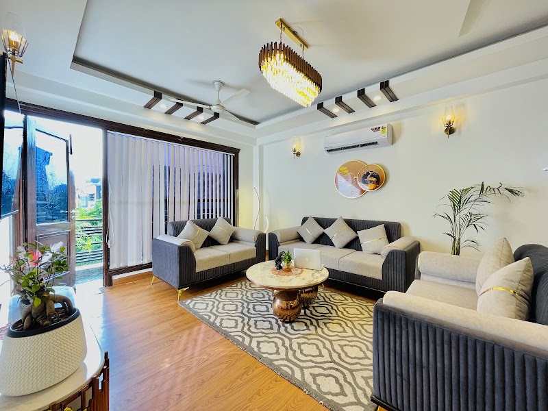 Bedchambers Serviced Apartments – South Extension - Bedchambers Serviced Apartments – South Extension, C173, behind Market, near McDonalds, South Extension II, Block C, New Delhi, Delhi 110049, India