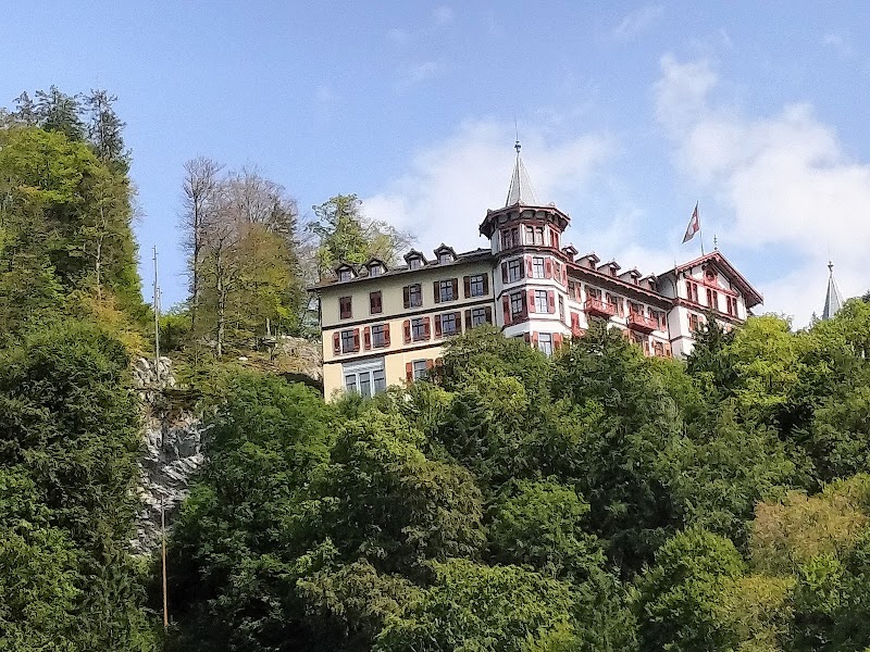 BLS AG boat cruise, shipping station - BLS AG boat cruise, shipping station Quai 1, 3855 Brienz, Switzerland