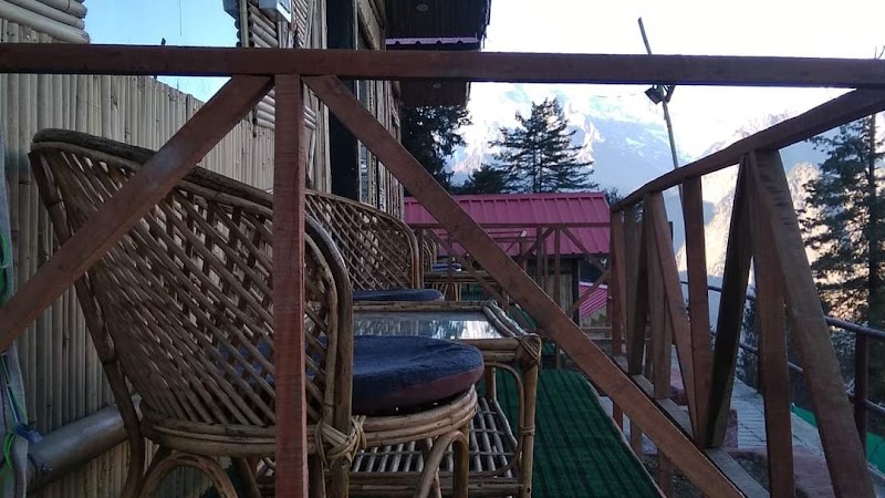 Chauhan resort auli - Chauhan resort auli Auli Chauhan resort near itbp road, Joshimath, Auli Laga Salude, Uttarakhand 246443, India