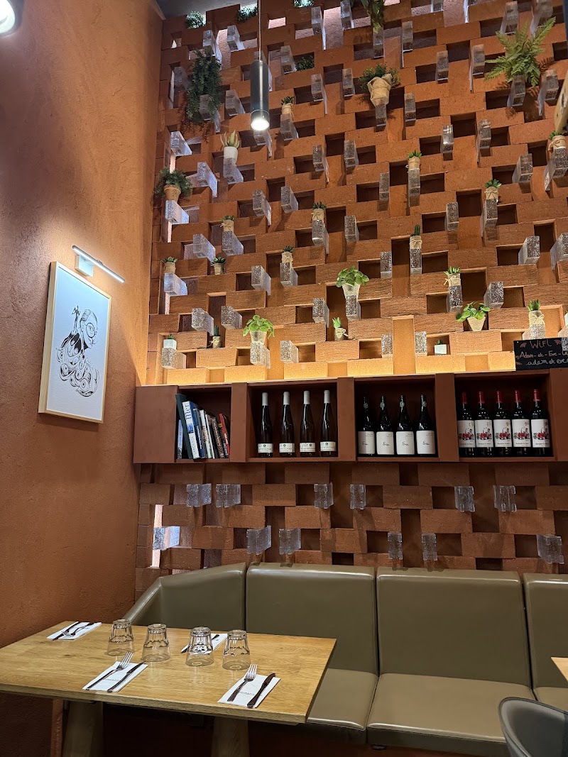 Adam et Eve Café - Restaurant Végétarien - Adam et Eve Café - Restaurant Végétarien 41 Rue Saint-Honoré, 75001 Paris, France