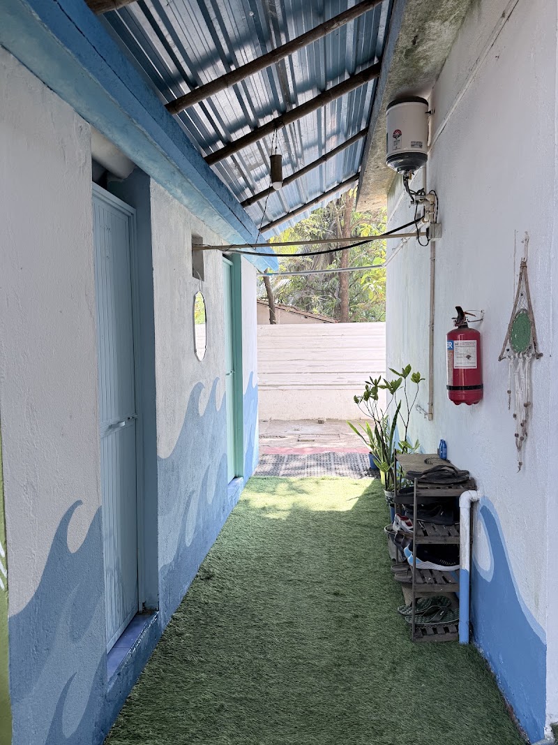 Endless Blue Hostel & Cafe Private Limited - Endless Blue Hostel & Cafe Private Limited Zor Waddo, 234, Vagator Beach Rd, near St. Anthony's Hospital, Anjuna, Goa 403509, India