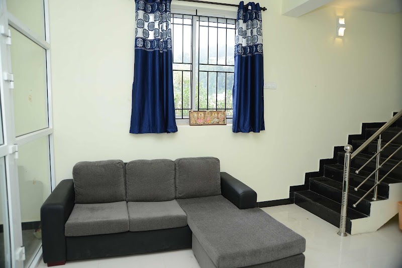 Modern Villa - Modern Villa near Bank of India Holiday Home, Davisdale, Bombay Castle, Ooty, Tamil Nadu 643001, India