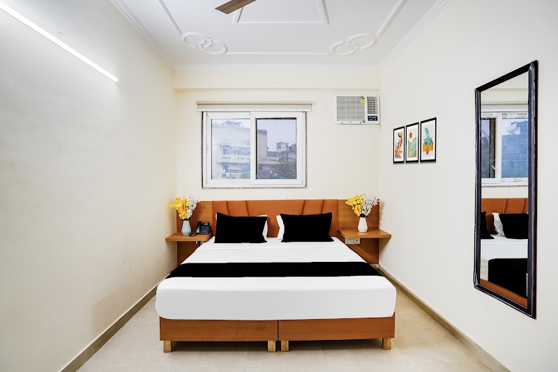 Super Townhouse Sector 121 - Super Townhouse Sector 121 Pocket No. 48, Sector 121, Noida, Uttar Pradesh 201316, India