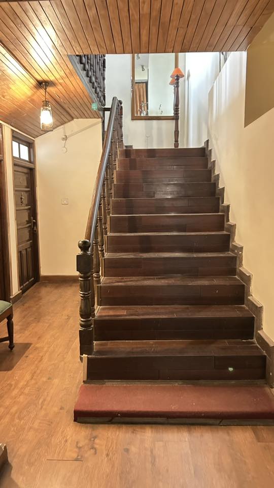 Lloyd’s Vintage Home - Lloyd’s Vintage Home, Kailash View estate, Bhowali, Sukha, Uttarakhand 263132, India