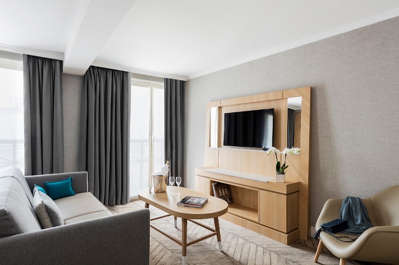 Hôtel Louvre Saint-Honoré - Hôtel Louvre Saint-Honoré 141 Rue Saint-Honoré, 75001 Paris, France