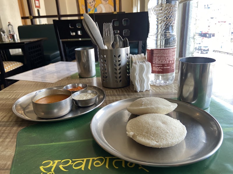 South Indian Vibes - South Indian Vibes 3 , Astley hall Rajpur road Ist floor 2nd floor, 9, Rajpur Rd, Ashtley Hall, Irigation Colony, Karanpur, Dehradun, Uttarakhand 248001, India