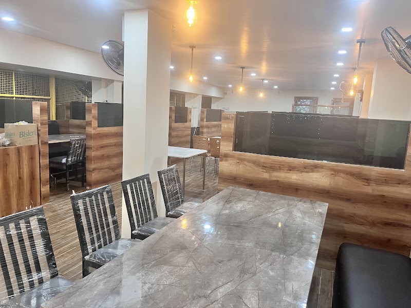 A.P.S FAMILY RESTAURANT VEG - NON VEG - A.P.S FAMILY RESTAURANT VEG - NON VEG, Kollegal Rd, main circle, ⭕️, Malavalli, Karnataka 571430, India