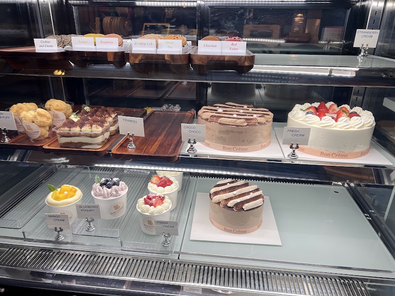 Bon Crème Cake & Coffee - Bon Crème Cake & Coffee, 4545 SW Angel Ave #160, Beaverton, OR 97005, USA