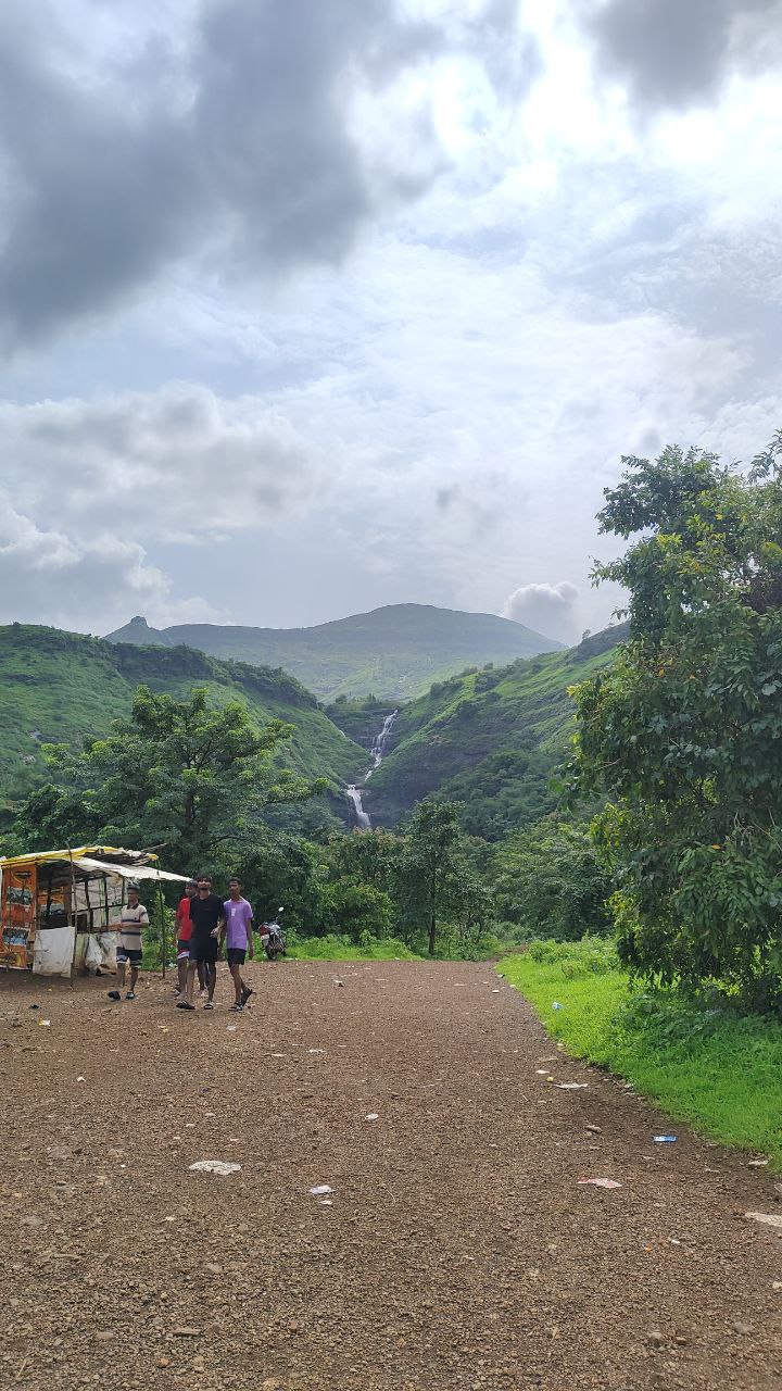 Bhivpuri Waterfalls - Bhivpuri Waterfalls X837+X97, Ashane, Maharashtra 410201, India