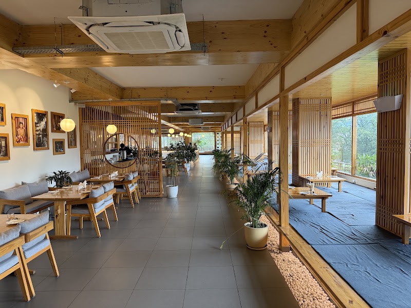 ｓｏｓｏｒｕ - 唆る (Pan Asian Restaurant & Bar) - ｓｏｓｏｒｕ - 唆る (Pan Asian Restaurant & Bar) 140/174/281, Rajpur Rd, Kishanpur, Dehradun, Uttarakhand 248009, India