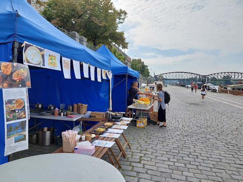 Náplavka Riverbank - Náplavka Riverbank, Rašínovo nábř. 44/2, Vyšehrad, 128 00 Praha-Praha 2, Czechia