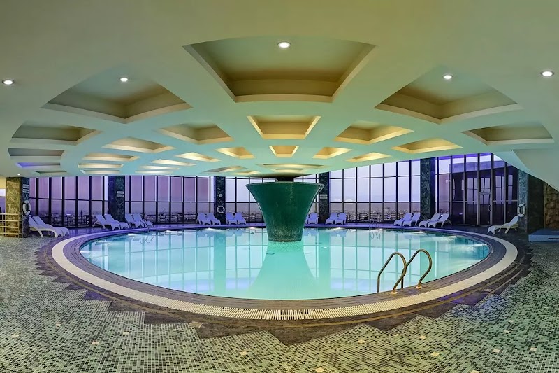 Shiraz Grand Hotel - Shiraz Grand Hotel, Fars Province, Shiraz, Quran Square, JHM6+W2W, Iran