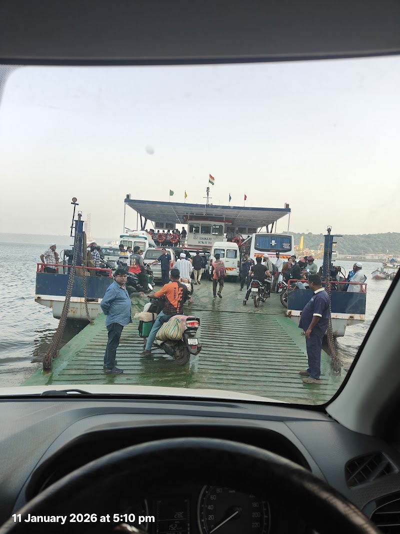 Jaigad Jetty - Jaigad Jetty, 76VF+2GQ, Jaigad, Maharashtra 415614, India