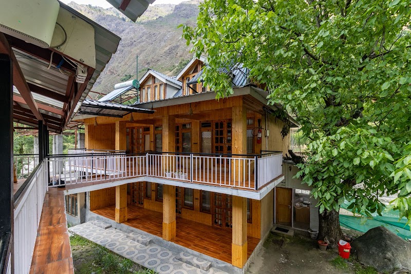 Tirthan Valley Stay
