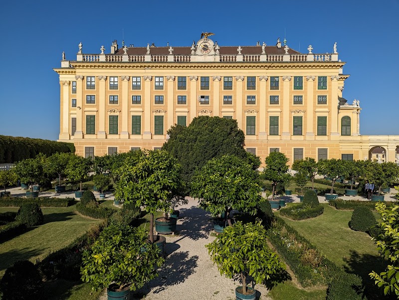 Crown Prince Garden - Crown Prince Garden, Lichte Allee, 1130 Wien, Austria