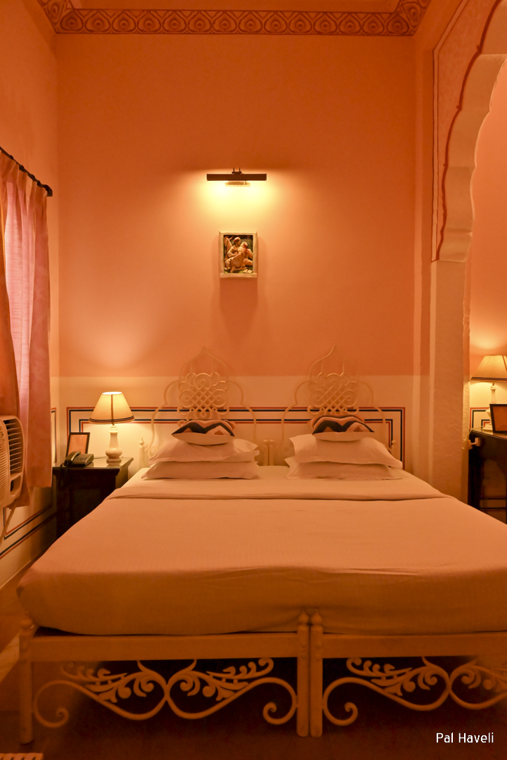 Pal Haveli - Pal Haveli, opp. gulab sagar, near Clock Tower, Pal Haveli, Ghantaghar, Gulab Sagar, Jodhpur, Rajasthan 342001, India