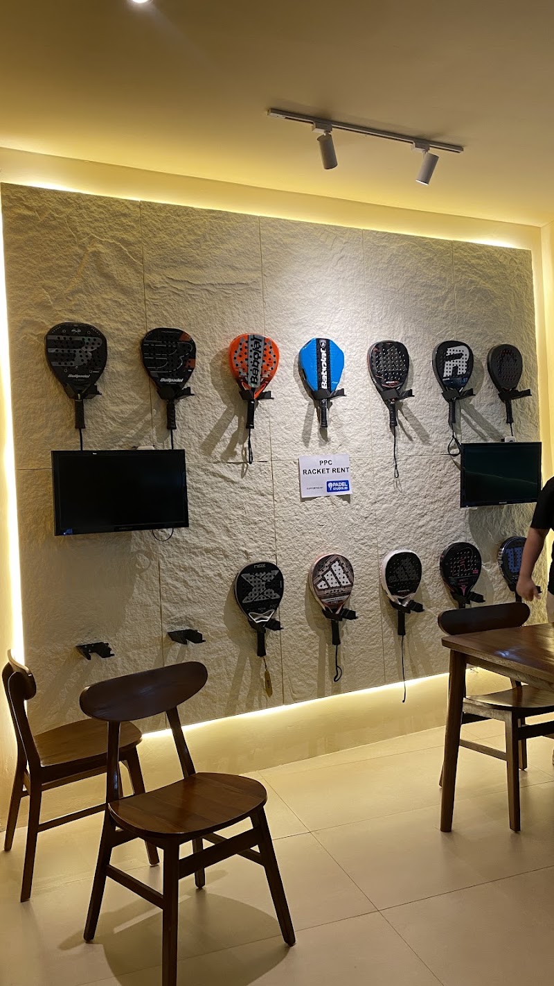 Puri Padel Club - Puri Padel Club Jl. Kembangan Raya No.45, RT.2/RW.3, Kembangan Sel., Kec. Kembangan, Kota Jakarta Barat, Daerah Khusus Ibukota Jakarta 11610, Indonesia