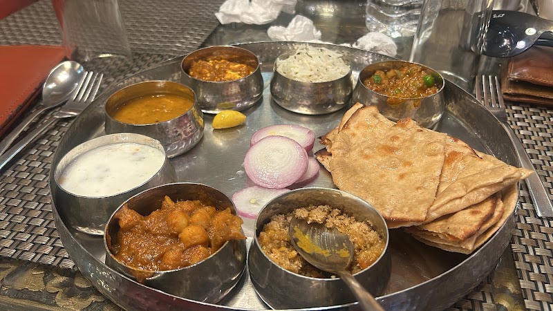 Amritsariyat Restaurant - Amritsariyat Restaurant Near City Palace, Opposite Tibetan Market, Samor Bagh Lake Palace Marg, Gulab Bagh Rd, Old City, Kalaji Goraji, Udaipur, Rajasthan 313004, India