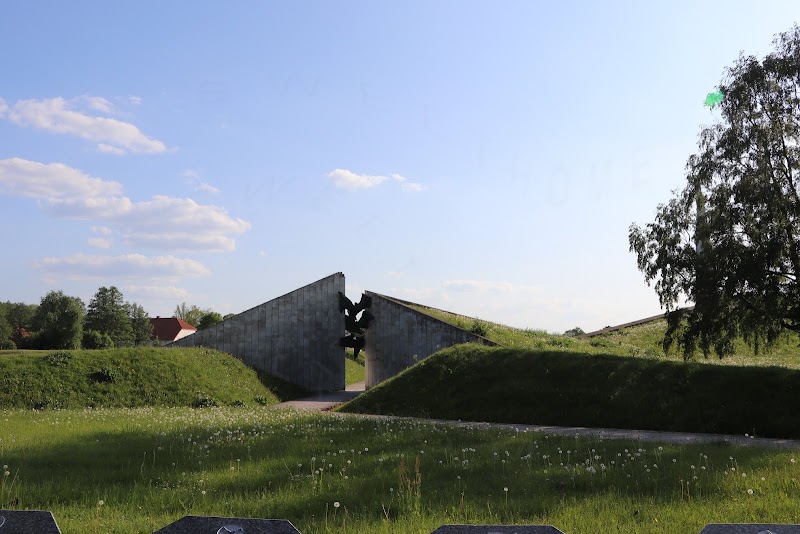 Maarjamäe Mälestusväli - Maarjamäe Mälestusväli, Pirita tee 76c, 12011 Tallinn, Estonia