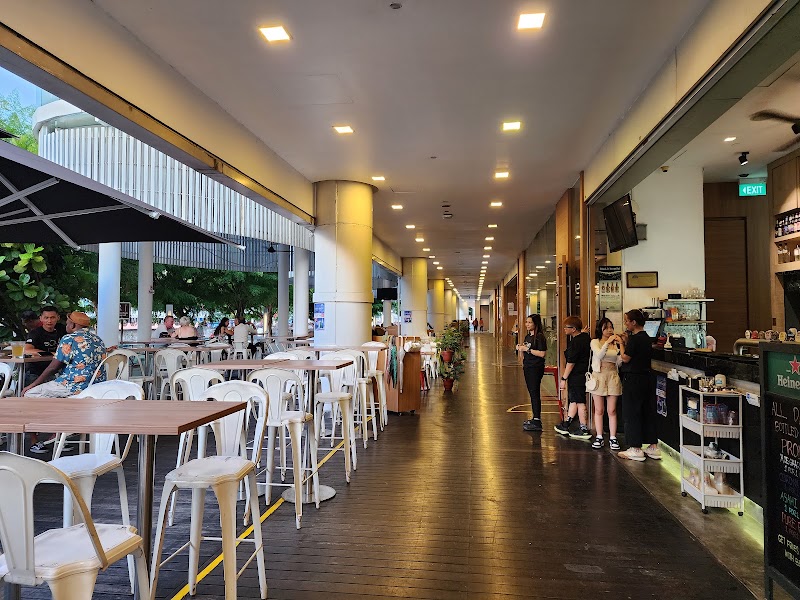 Clarke Quay Central - Clarke Quay Central 6 Eu Tong Sen St, Singapore 059817