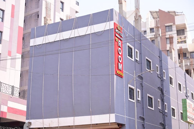 Hotel Dream Sky - Hotel Dream Sky Blue Barry Chowk, Sr No 58/2, near by Eon IT Park, Vitthal Borate Nagar, Tulaja Bhawani Nagar, Kharadi, Pune, Maharashtra 411014, India