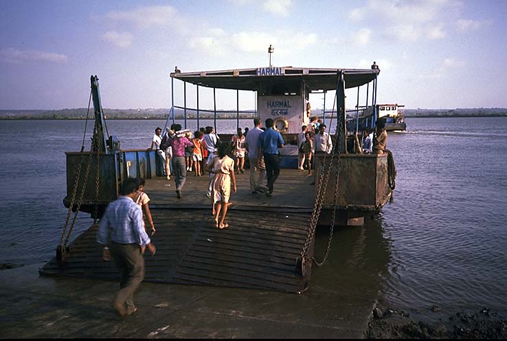 Chorao Ferry Terminal - Chorao Ferry Terminal, Chorão, Madel, Goa 403102, India